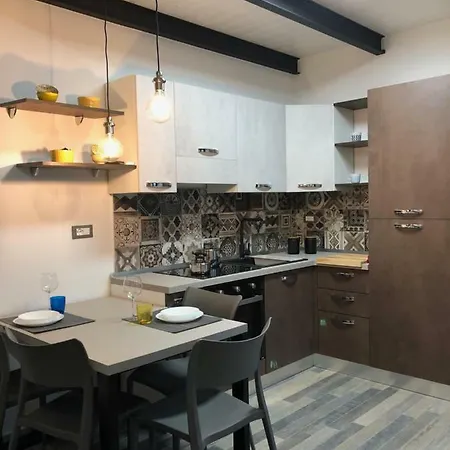 Mini House Civico 15 * Триказе